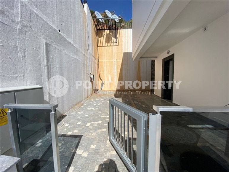 New two-storey 3+1 villa with luxurious panoramic sea views in the elite Bektash area of Alanya.-id-4382-photo-19