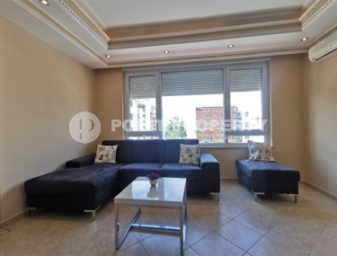 Просторная светлая квартира 2+1 в 50 метрах от моря в центре популярного района Аланьи Оба.-id-4384-фото-2