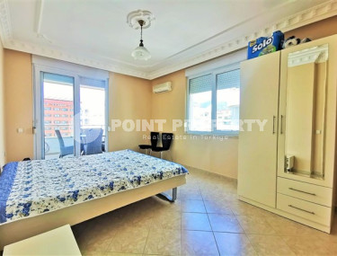 Просторная светлая квартира 2+1 в 50 метрах от моря в центре популярного района Аланьи Оба.-id-4384-фото-4