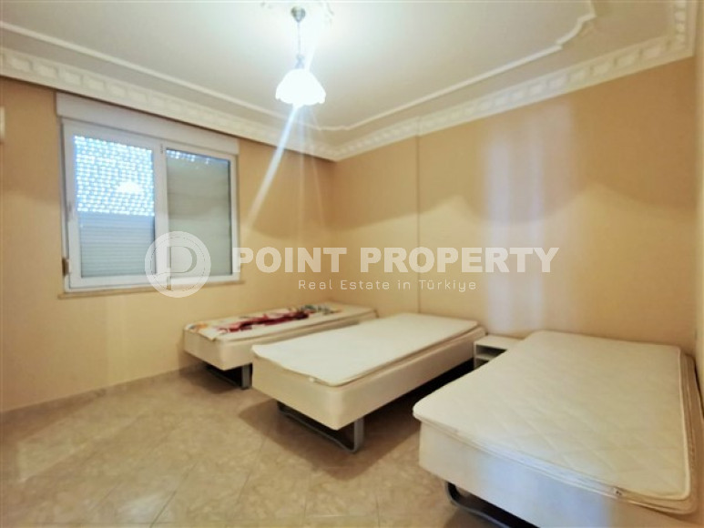 Просторная светлая квартира 2+1 в 50 метрах от моря в центре популярного района Аланьи Оба.-id-4384-фото-6