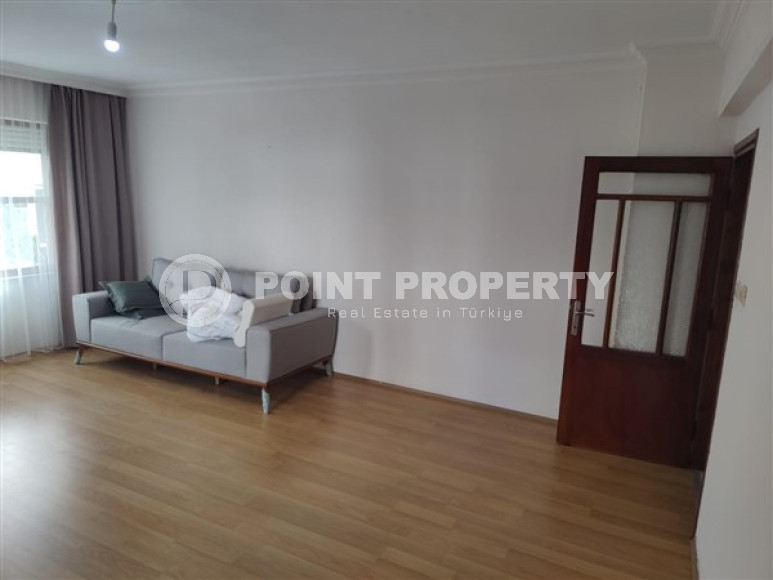 Небольшая квартира 1+1, общей площадью 55 м2, в самом центре Аланьи.-id-4386-фото-2