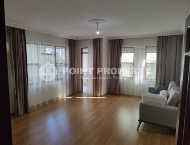 Небольшая квартира 1+1, общей площадью 55 м2, в самом центре Аланьи.-id-4386-фото-1