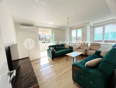 Spacious duplex on the 5th floor with an attic 350 meters from the sea in a quiet, landscaped area of Kestel.-id-4388-photo-2