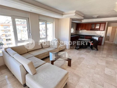 Четырехкомнатный пентхаус с большой жилой площадью 180 м2 в 250 метрах от центра Аланьи-id-4393-фото-1