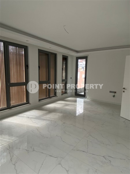 New three-room apartment, 75m², in a residence with a swimming pool 100m from Cleopatra Beach, Alanya-id-1364-photo-2