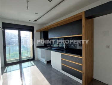 Просторные апартаменты с чистовой отделкой на 1-м этаже в резиденции, введенной в эксплуатацию в 2021 году.-id-4398-фото-3