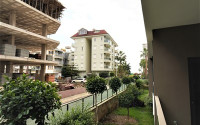 Compact comfortable apartment 2+1 50 meters from the sea in the very center of Alanya.-id-4399-photo-9