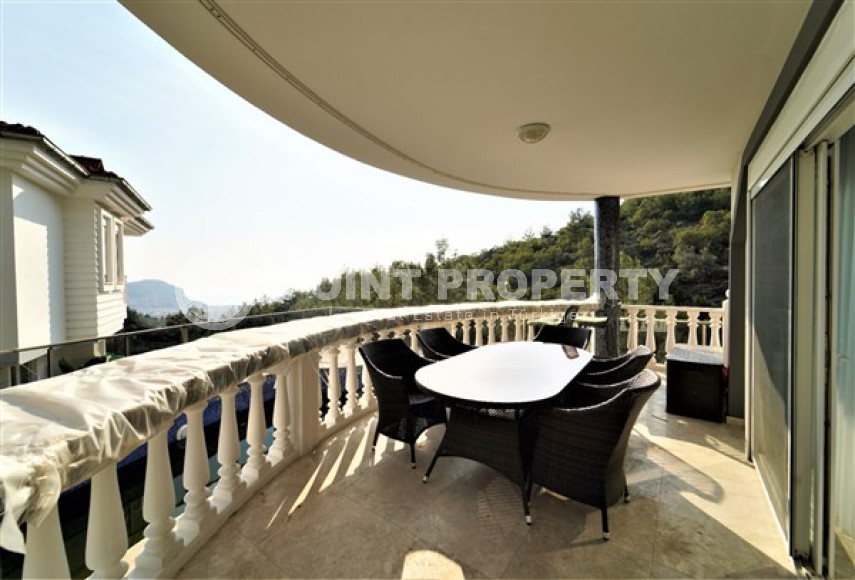 Прекрасная двухэтажная вилла 3+1 в зеленом экологически чистом районе Бекташ.-id-4400-фото-13