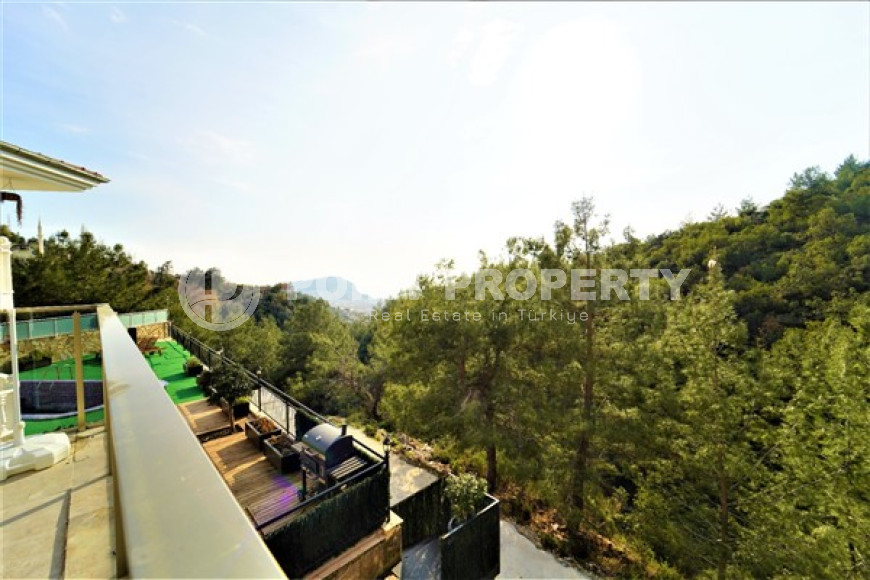 Прекрасная двухэтажная вилла 3+1 в зеленом экологически чистом районе Бекташ.-id-4400-фото-15