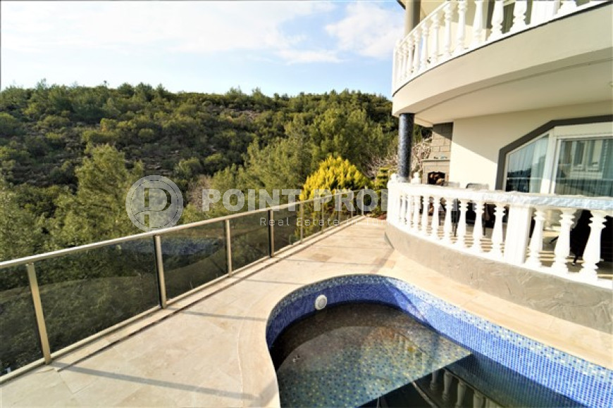 Прекрасная двухэтажная вилла 3+1 в зеленом экологически чистом районе Бекташ.-id-4400-фото-16