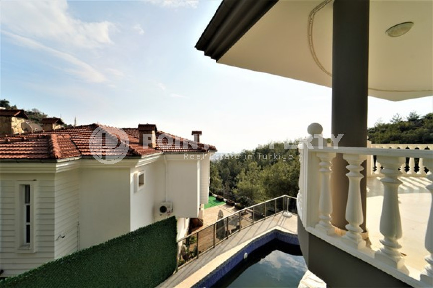 Прекрасная двухэтажная вилла 3+1 в зеленом экологически чистом районе Бекташ.-id-4400-фото-18