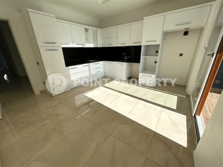 Большая новая квартира 3+1, общей площадью 172 м2, в современном жилом комплексе в 450 метрах от центра района Оба.-id-4401-фото-2