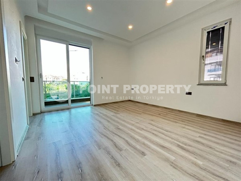 Большая новая квартира 3+1, общей площадью 172 м2, в современном жилом комплексе в 450 метрах от центра района Оба.-id-4401-фото-3