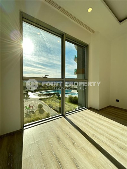 Большая новая квартира 3+1, общей площадью 172 м2, в современном жилом комплексе в 450 метрах от центра района Оба.-id-4401-фото-5