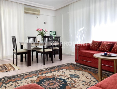 Недорогая трёхкомнатная квартира 140 м2 в самом центре Аланьи-id-4406-фото-1