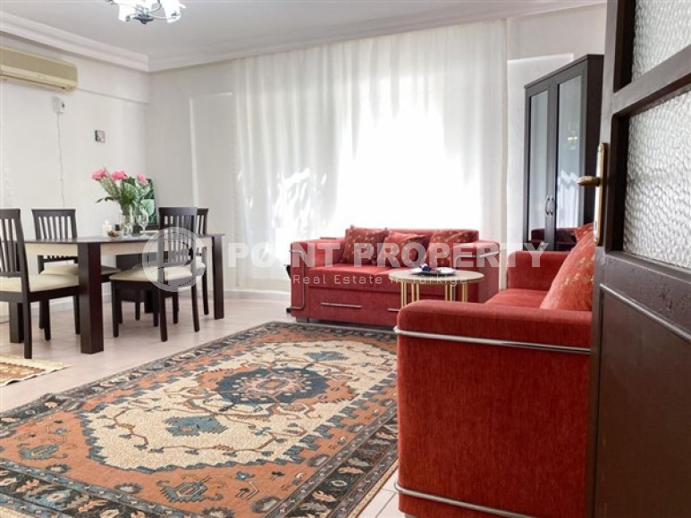 Недорогая трёхкомнатная квартира 140 м2 в самом центре Аланьи-id-4406-фото-8