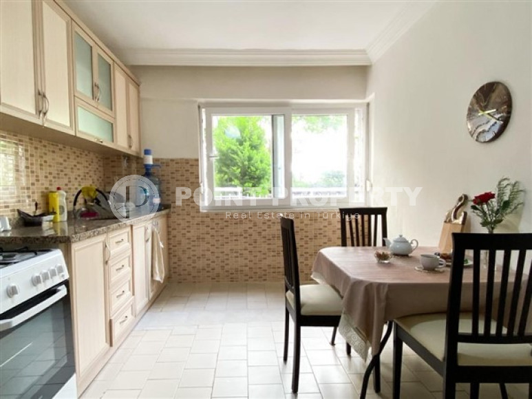 Недорогая трёхкомнатная квартира 140 м2 в самом центре Аланьи-id-4406-фото-10