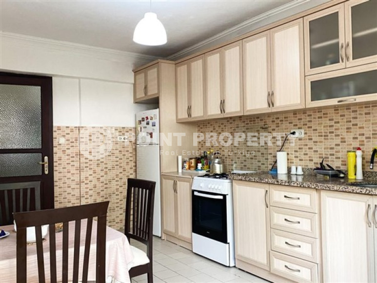 Недорогая трёхкомнатная квартира 140 м2 в самом центре Аланьи-id-4406-фото-12