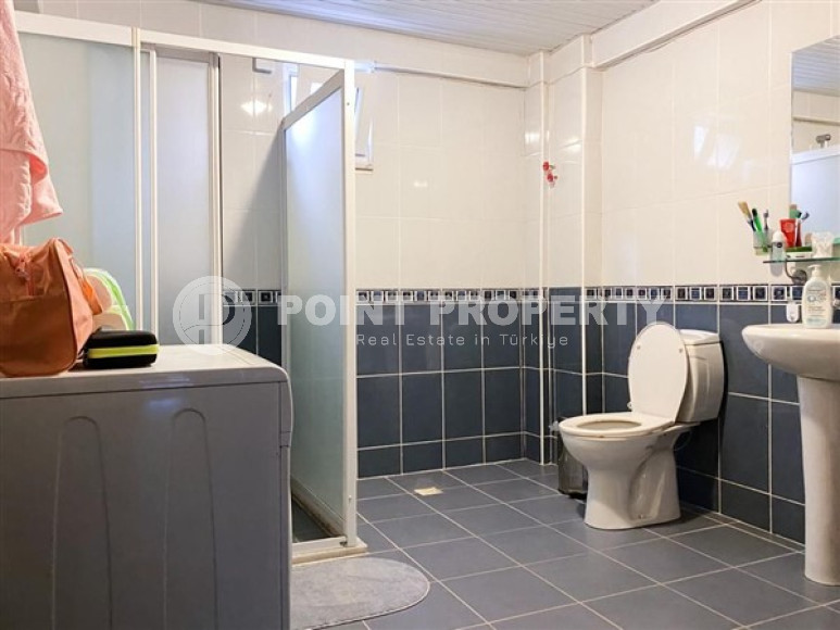 Недорогая трёхкомнатная квартира 140 м2 в самом центре Аланьи-id-4406-фото-13