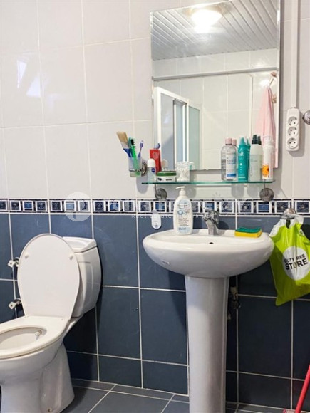 Недорогая трёхкомнатная квартира 140 м2 в самом центре Аланьи-id-4406-фото-14