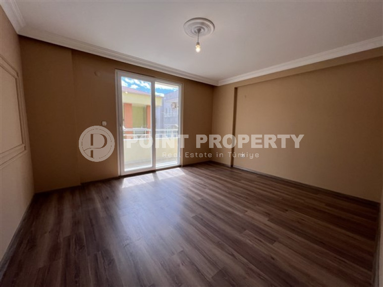 Huge eight-room penthouse with an area of 310 m2 located in the central part of Alanya-id-4408-photo-2