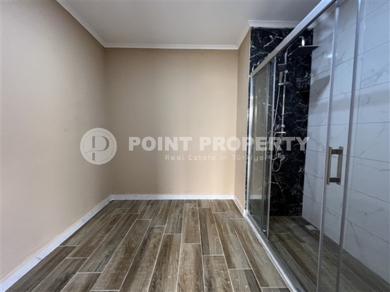 Huge eight-room penthouse with an area of 310 m2 located in the central part of Alanya-id-4408-photo-17