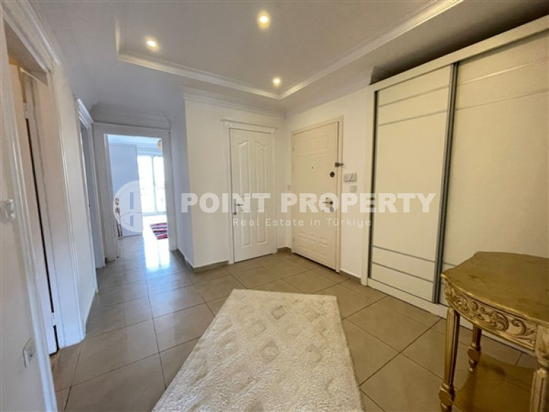 Spacious 2+1 apartment with an area of 130 m2 in the Mahmutlar area-id-4409-photo-8