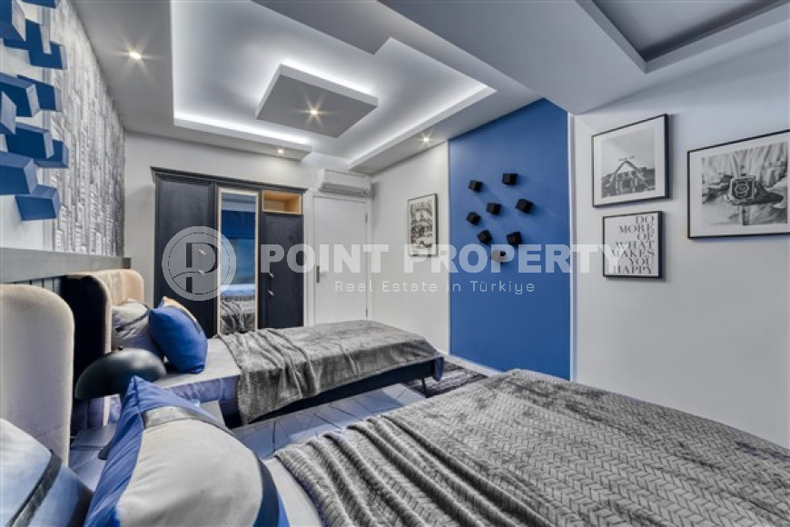 Стильные трёхкомнатные апартаменты с эксклюзивным дизайном в 150 метрах от моря, Аланья, Гуллер Пинари-id-4410-фото-3