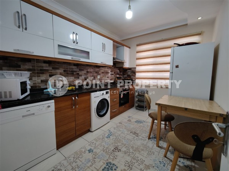 Furnished apartment with an area of 130 m2 and two balconies, Mahmutlar district-id-4411-photo-4