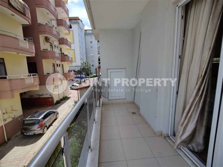 Furnished apartment with an area of 130 m2 and two balconies, Mahmutlar district-id-4411-photo-6