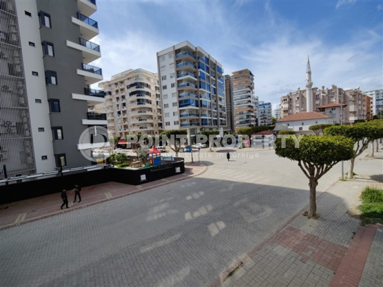 Furnished apartment with an area of 130 m2 and two balconies, Mahmutlar district-id-4411-photo-12