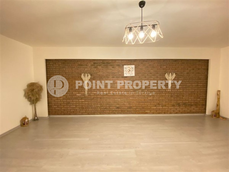 Commercial property with a total area of 170 m2 in Cikcilli area-id-4414-photo-6