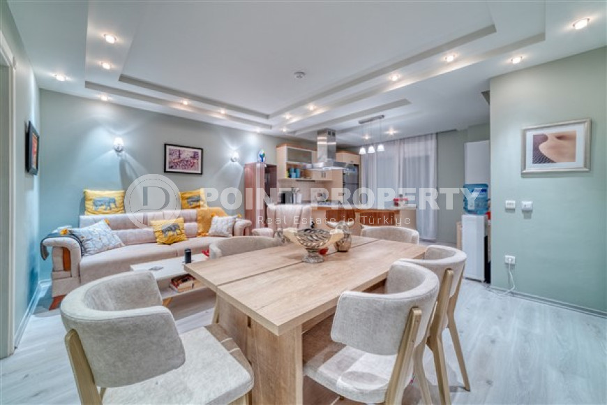 Просторная двухкомнатная квартира с двумя балконами и двумя ванными комнатами на первом этаже-id-4416-фото-3