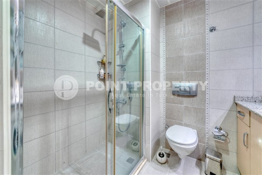 Просторная двухкомнатная квартира с двумя балконами и двумя ванными комнатами на первом этаже-id-4416-фото-8