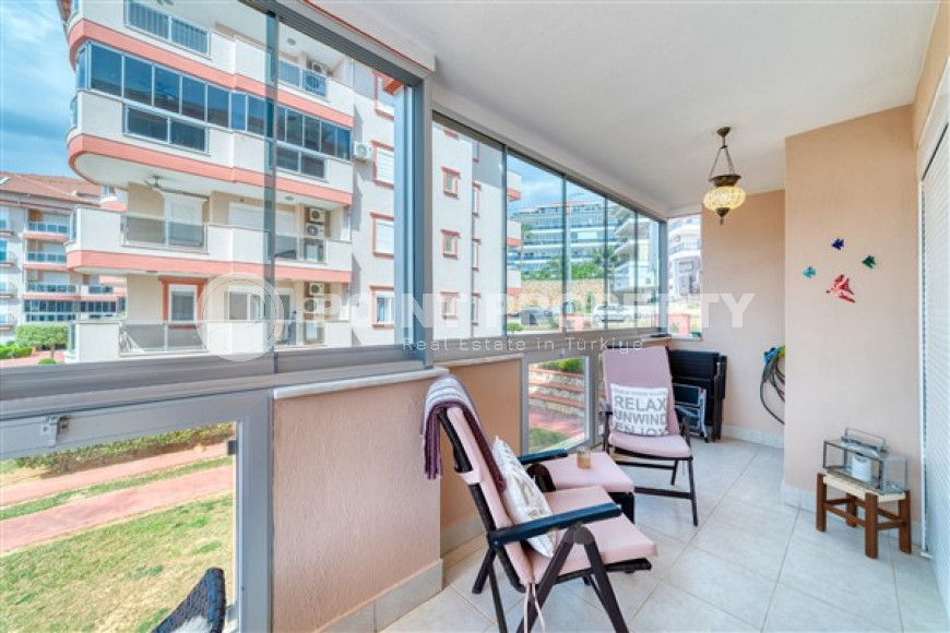 Просторная двухкомнатная квартира с двумя балконами и двумя ванными комнатами на первом этаже-id-4416-фото-12