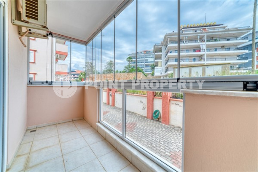 Просторная двухкомнатная квартира с двумя балконами и двумя ванными комнатами на первом этаже-id-4416-фото-14