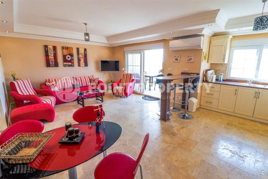 Spacious 3+1 duplex on the 3rd floor with an attic in a quiet, landscaped area of Avsallar.-id-4418-photo-2