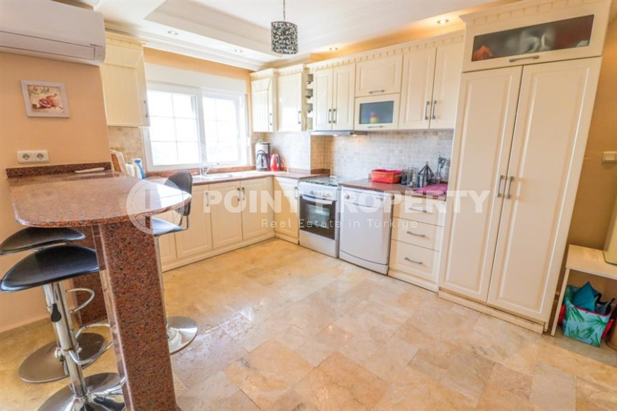 Spacious 3+1 duplex on the 3rd floor with an attic in a quiet, landscaped area of Avsallar.-id-4418-photo-6