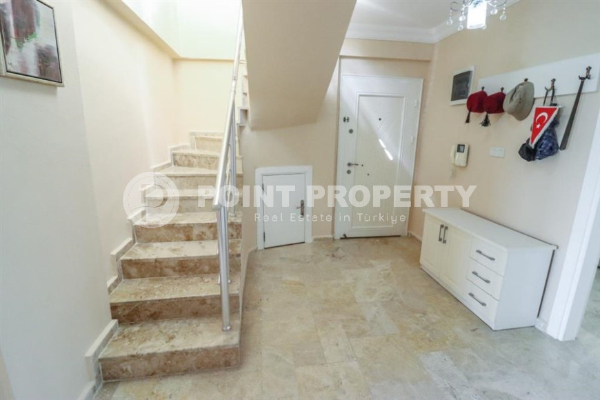 Spacious 3+1 duplex on the 3rd floor with an attic in a quiet, landscaped area of Avsallar.-id-4418-photo-14