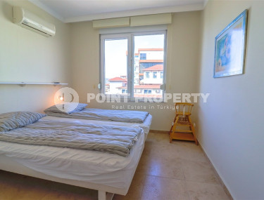 Panoramic duplex on the 4th floor with an attic, a kilometer from the beach and the promenade.-id-4420-photo-4