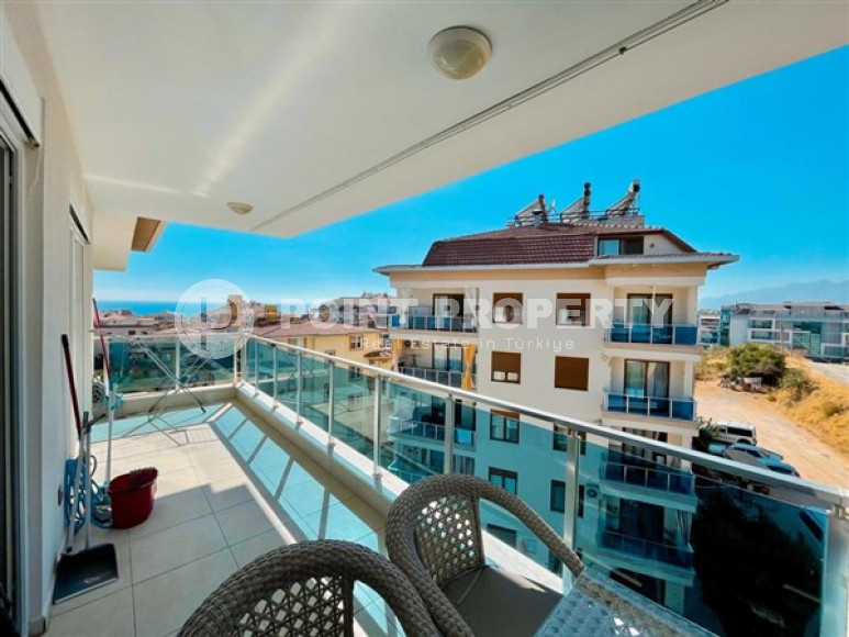 Стильная двухуровневая квартира 2+1 на 4-м этаже с мансардой с 350 метрах от пляжа в элитном районе Кестель.-id-4421-фото-13