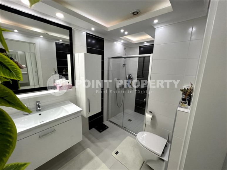 Stylish apartments with designer renovation on the very seashore in the quiet prestigious area of Alanya Kestel.-id-4422-photo-6