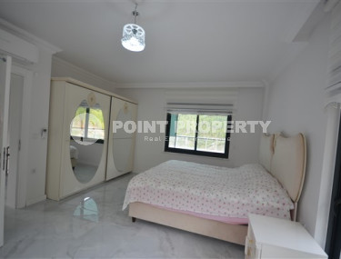 Двухэтажная вилла с бассейном в горном районе в восемнадцати километрах от моря и центра района Демирташ.-id-4423-фото-4