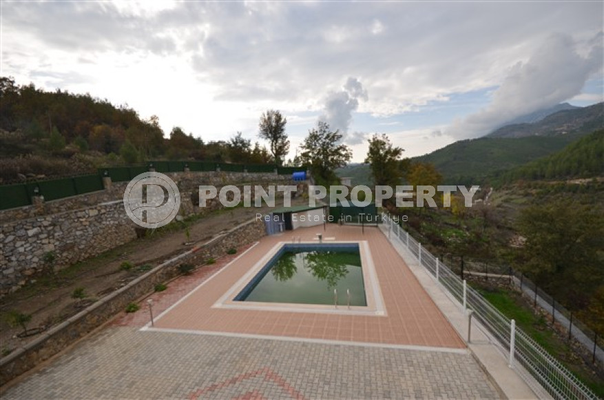 Two-storey villa with a swimming pool in a mountainous area eighteen kilometers from the sea and the center of the Demirtas district.-id-4423-photo-13
