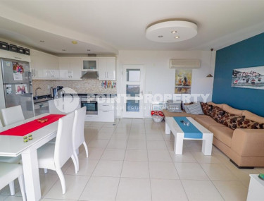 Компактный дуплекс 2+1 на 1-м и 2-м этажах с видом на море в спокойном уютном районе Аланьи Конаклы.-id-4425-фото-2