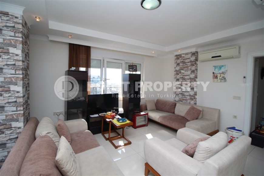 Видовая двухуровневая квартира 130 м2 с двумя ванными комнатами и балконами, район Кестель-id-4429-фото-2