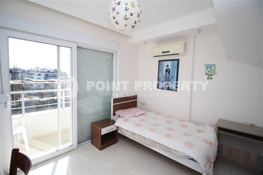 Видовая двухуровневая квартира 130 м2 с двумя ванными комнатами и балконами, район Кестель-id-4429-фото-4