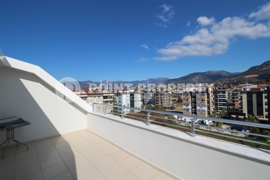 Видовая двухуровневая квартира 130 м2 с двумя ванными комнатами и балконами, район Кестель-id-4429-фото-9