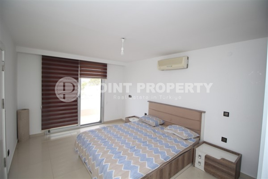 Spacious 3+1 penthouse on the 5th floor of a complex built in 2016, Kestel-id-4431-photo-3