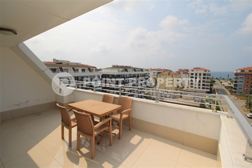 Spacious 3+1 penthouse on the 5th floor of a complex built in 2016, Kestel-id-4431-photo-9